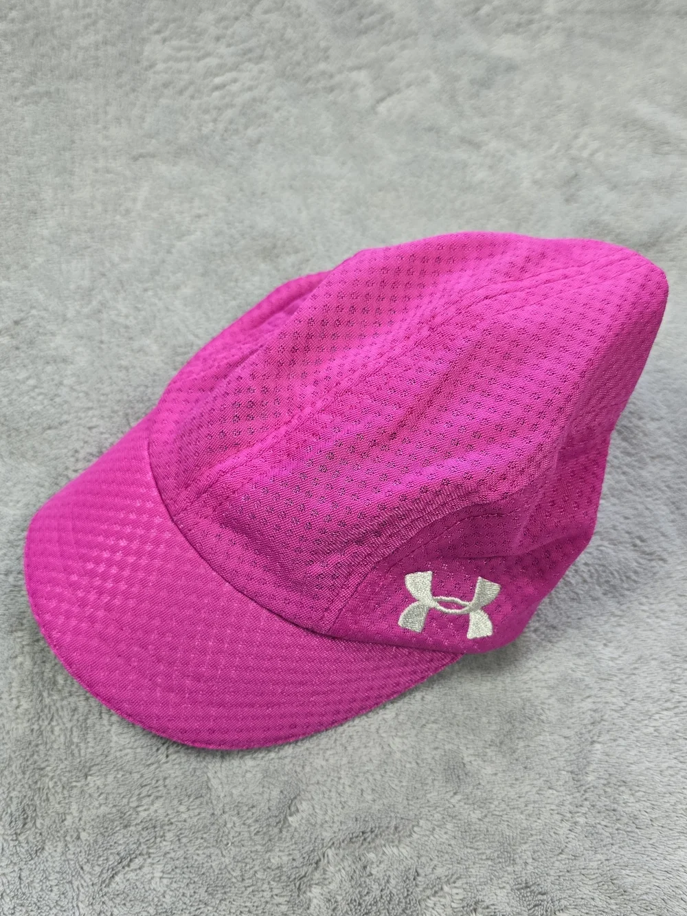 Under Armour Women's Hot Pink Performance Running Cap with White Logo